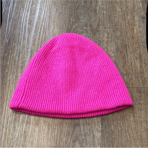 Vineyard Vines Hat Vineyard Vines Winter Hat Pink - Picture 4 of 8
